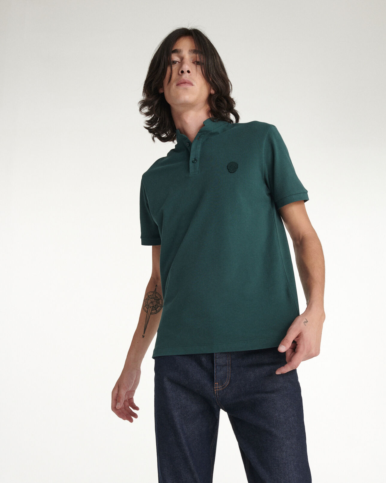 The Kooples HOMME DARK GREEN polo vert foncé col officier à badge