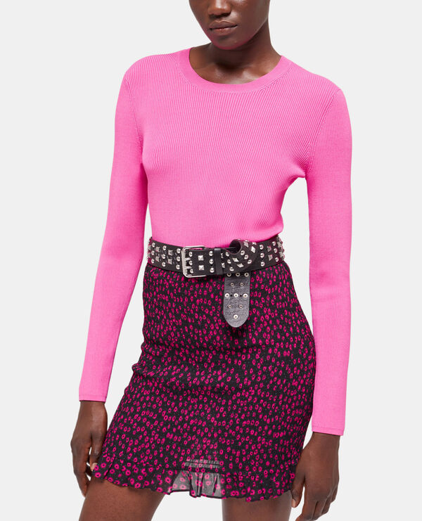 pink crew neck sweater