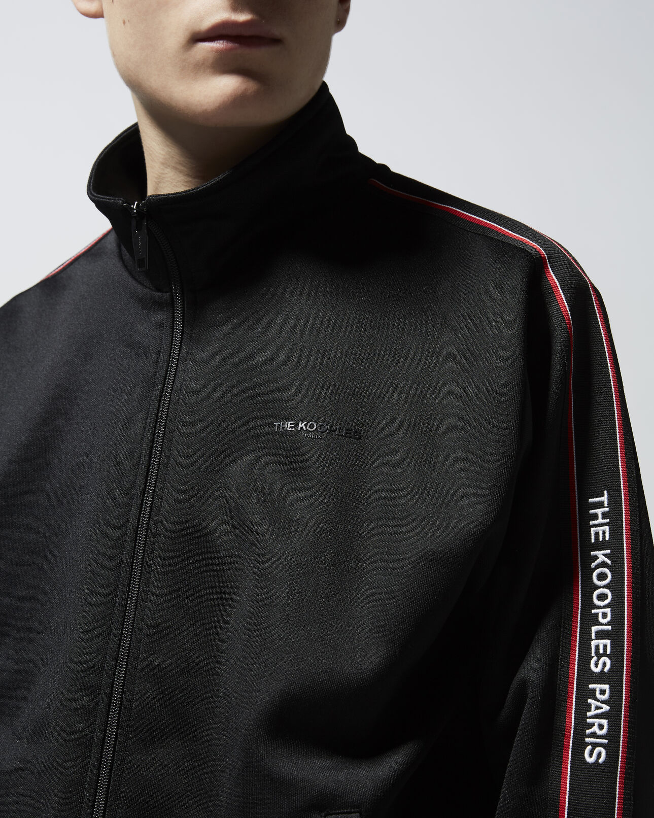 The Kooples HOMME BLACK sweat noir zippé col montant bande logo