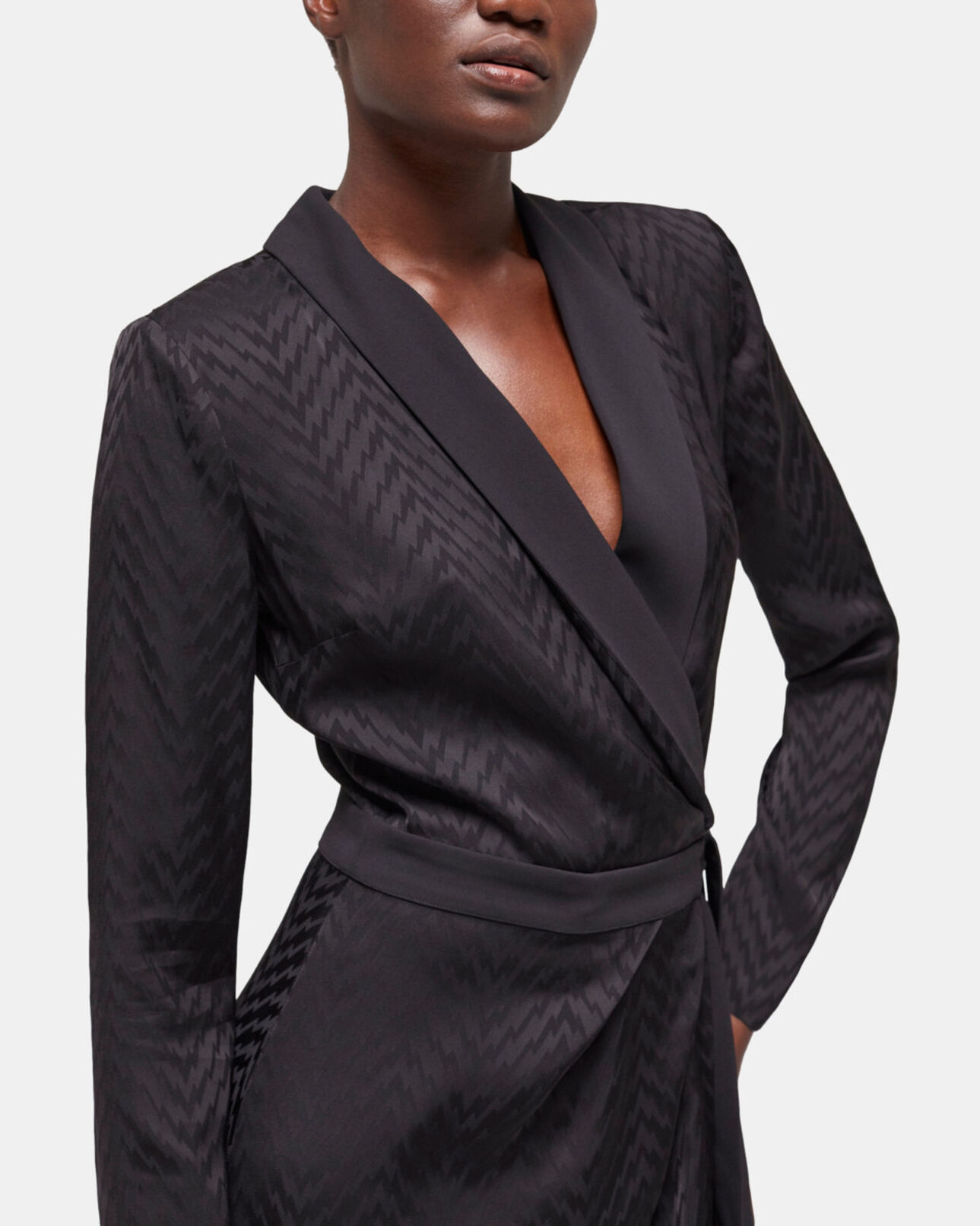 The Kooples FEMME BLACK robe courte portefeuille imprimée