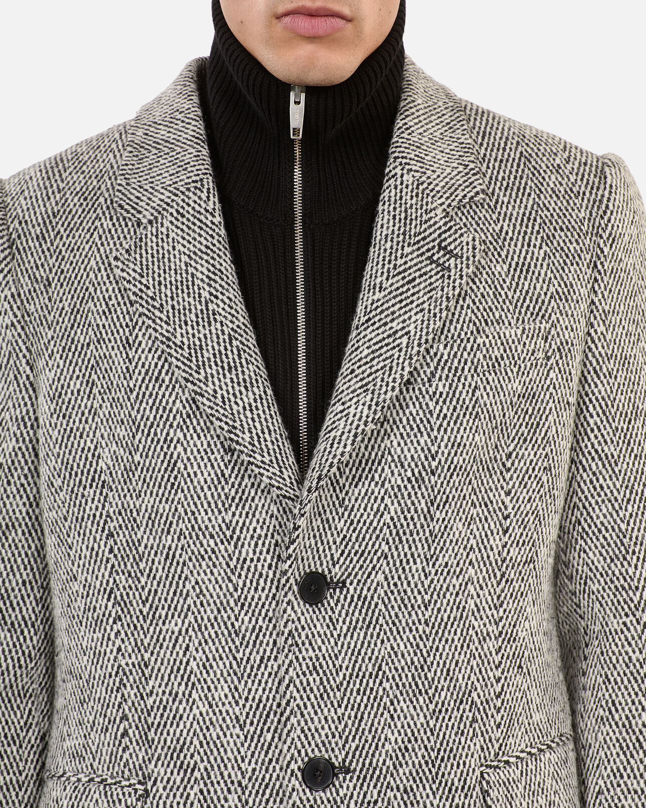 The Kooples HERREN BLACK WHITE langer, schwarz-weißer mantel chevron-muster