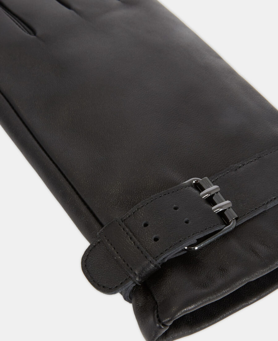 black leather gloves