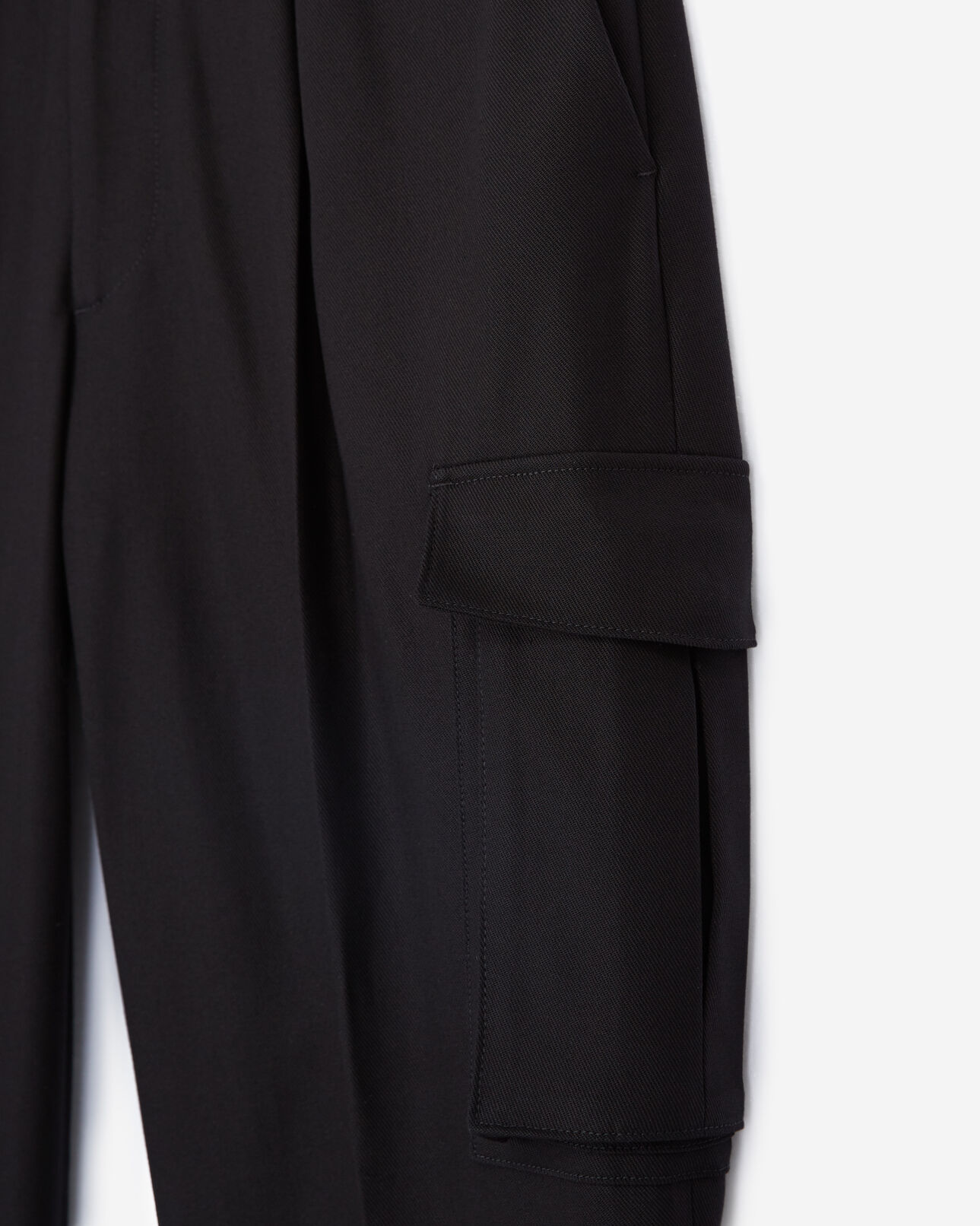 The Kooples HOMME BLACK pantalon droit coton noir à poches cargo