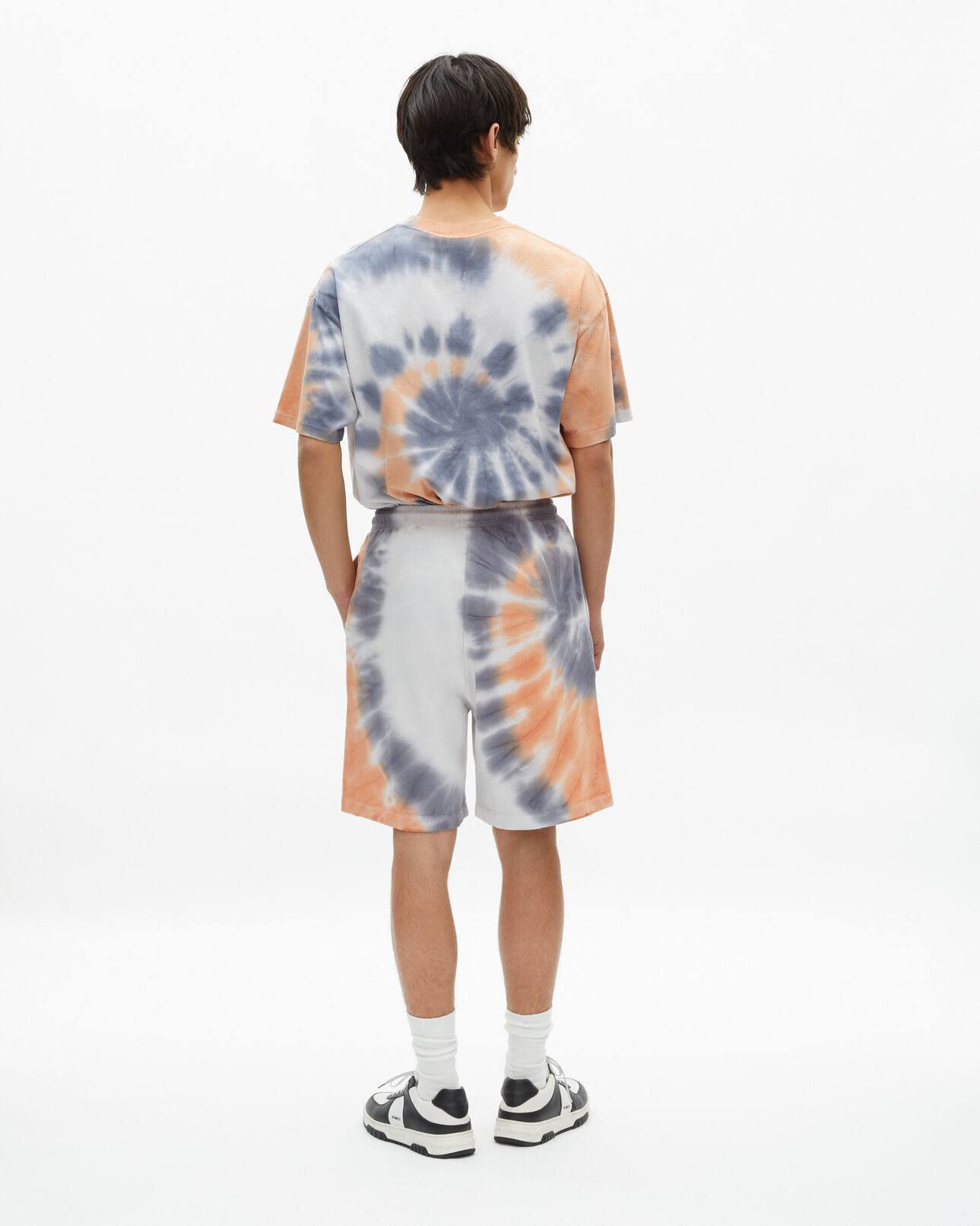 The Kooples HOMME NEW LIGHT BLUE short imprimé tie - dye bleu