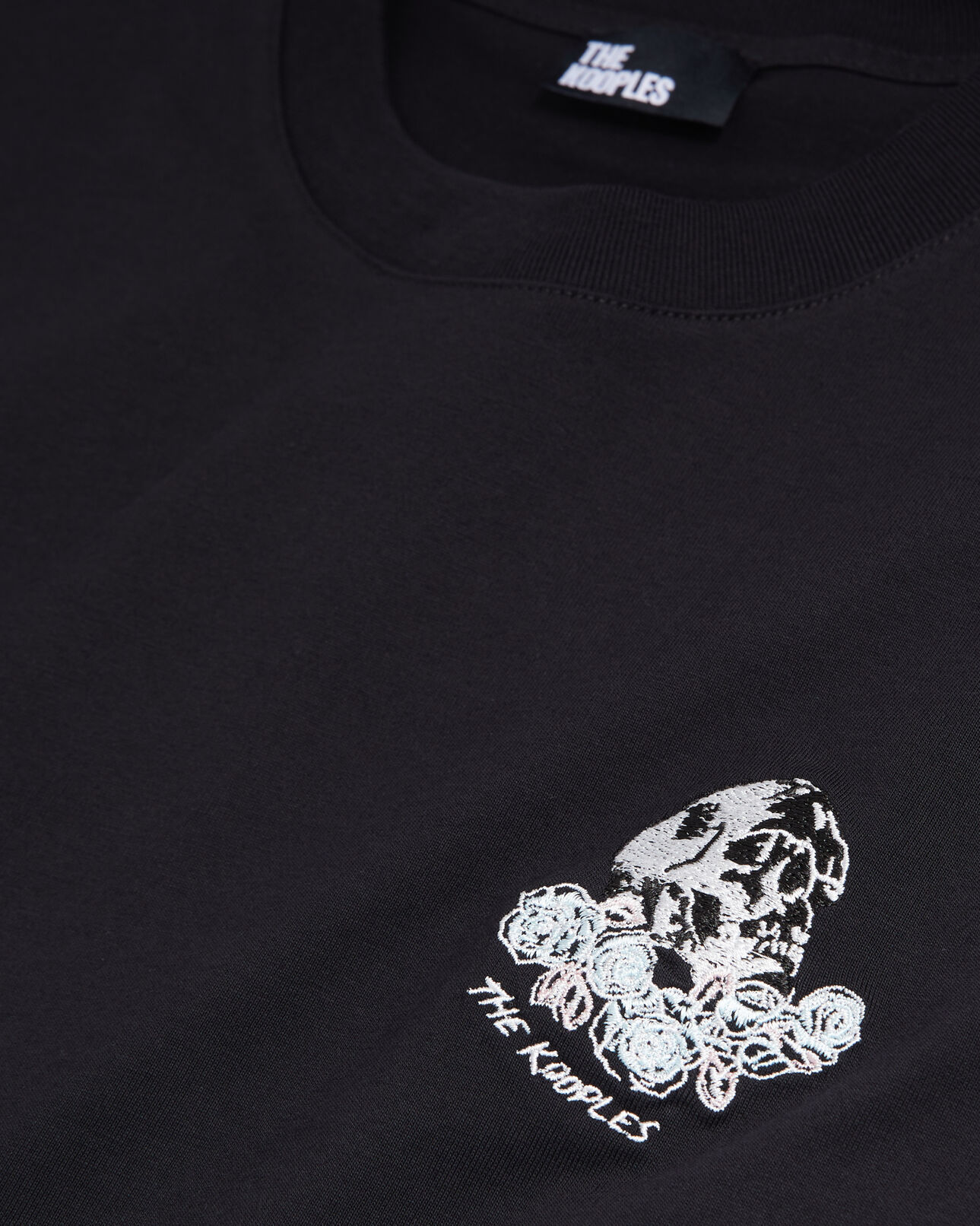 The Kooples HOMME BLACK t-shirt noir avec broderie vintage skull