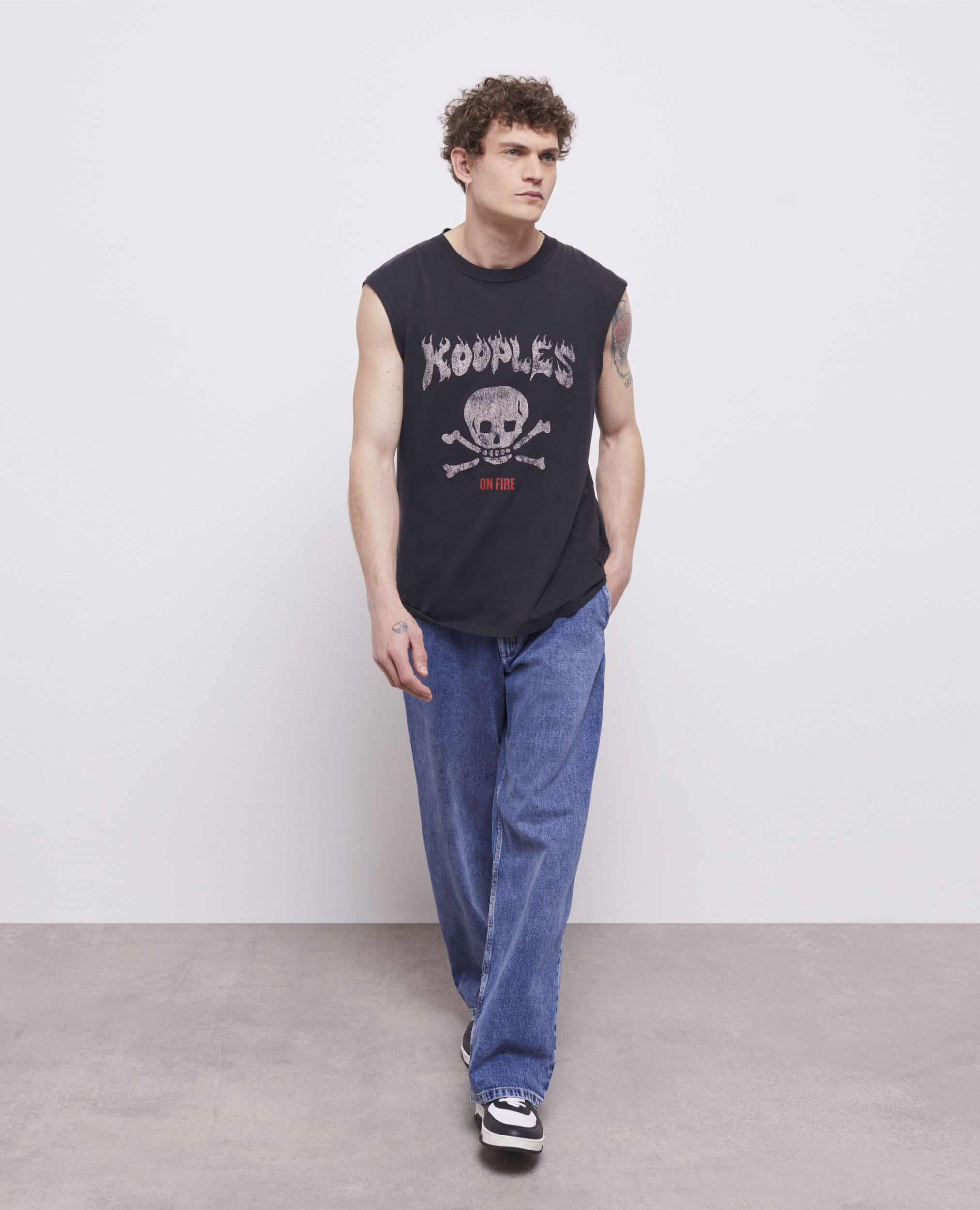 Camiseta serigrafiada negra, BLACK WASHED, hi-res image number null