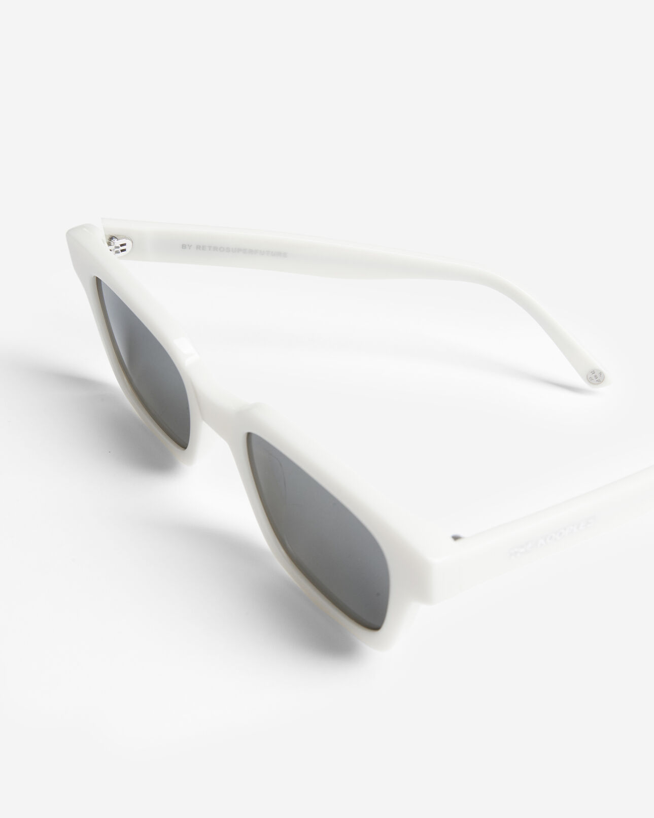 The Kooples FEMME WHITE lunettes de soleil blues blanches