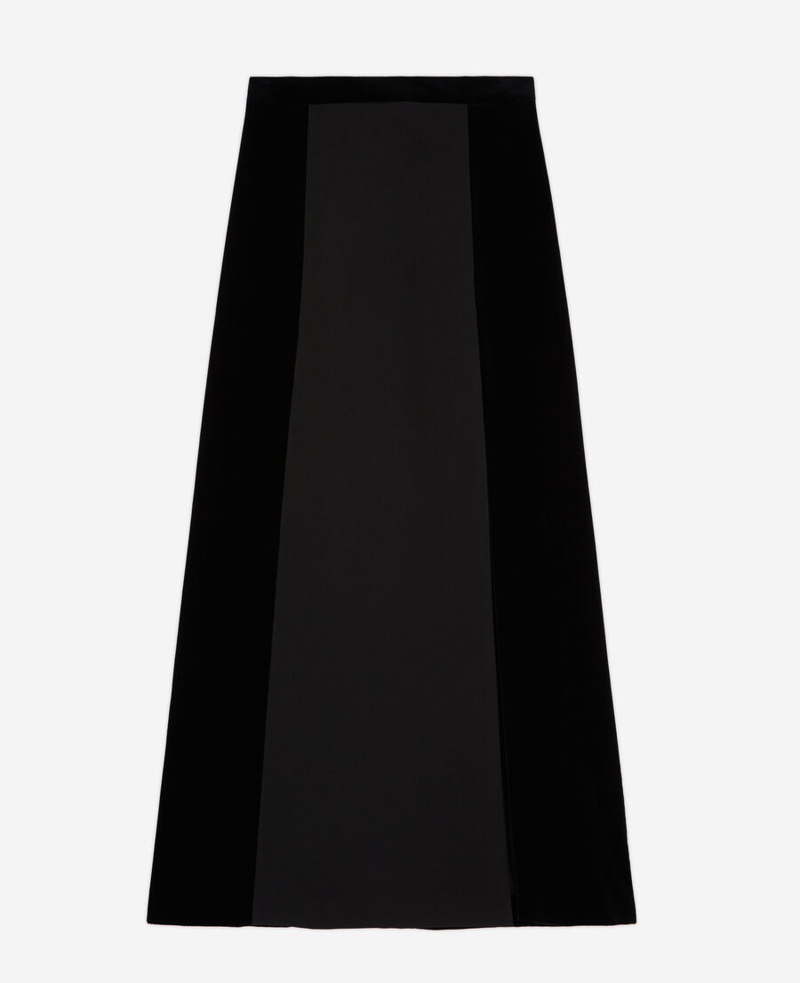 long black skirt