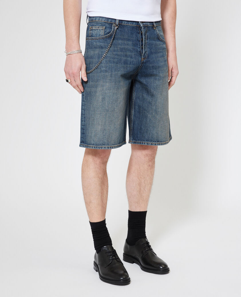 The Kooples HOMME MEDIUM BLUE short en denim avec cha&icirc;ne bleu