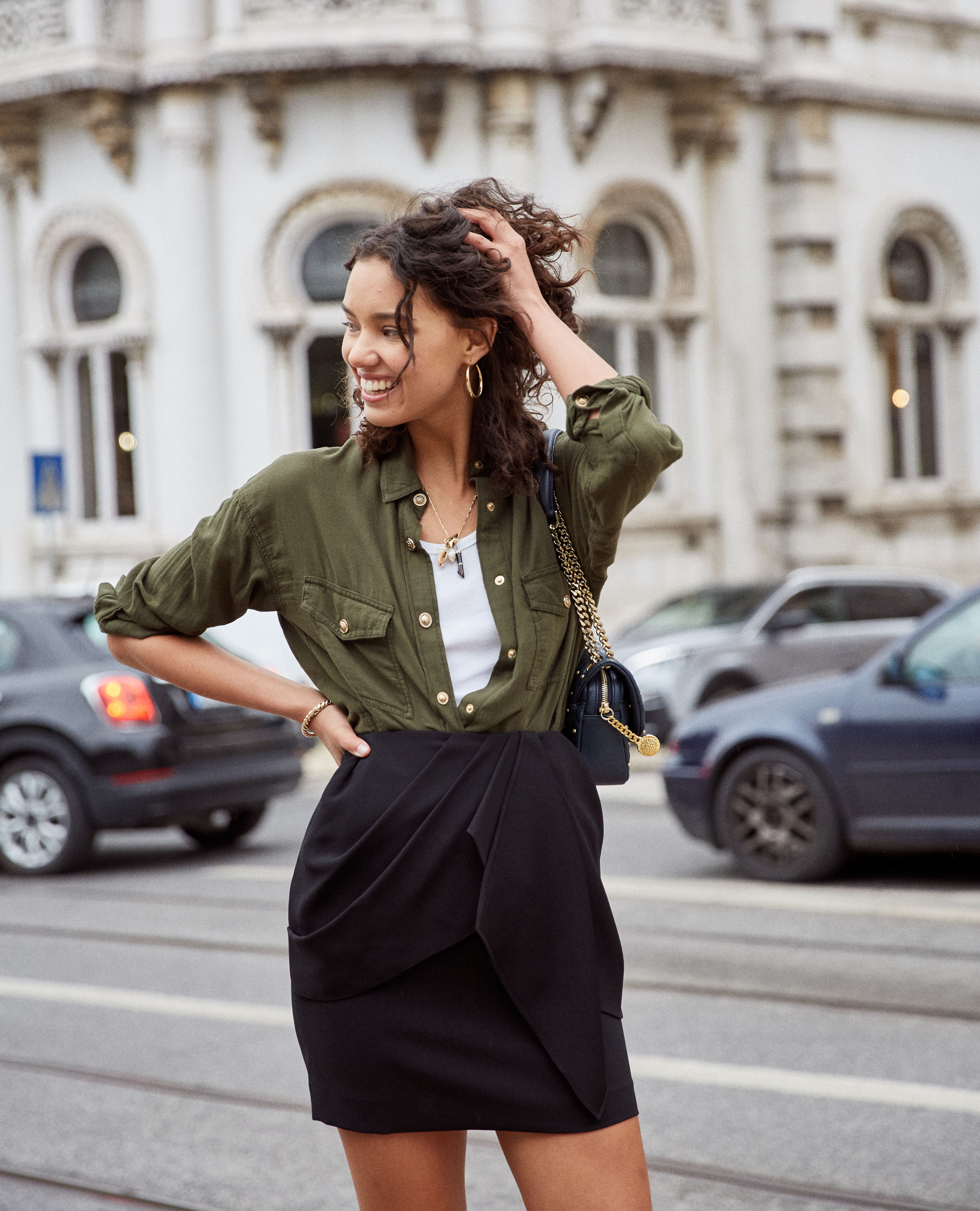 Jupe courte en cr pe noire drap e The Kooples Femme