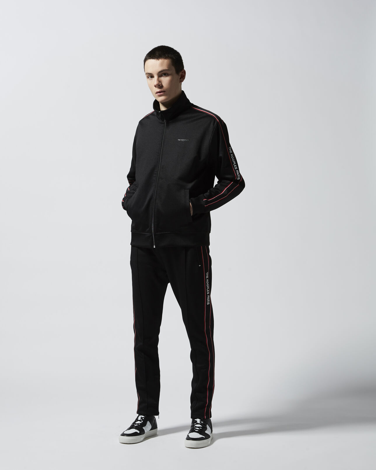 The Kooples HOMME BLACK sweat noir zippé col montant bande logo