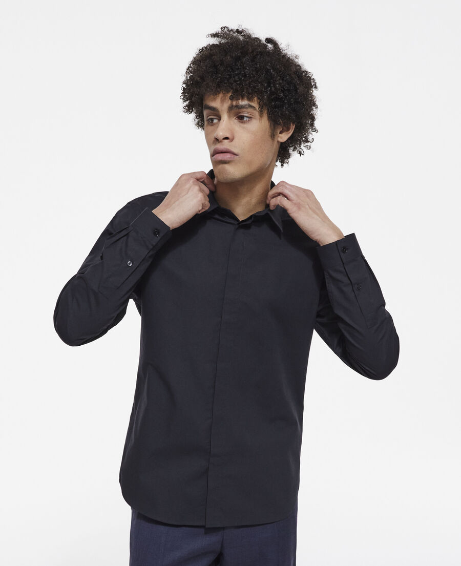 black shirt with classic collar