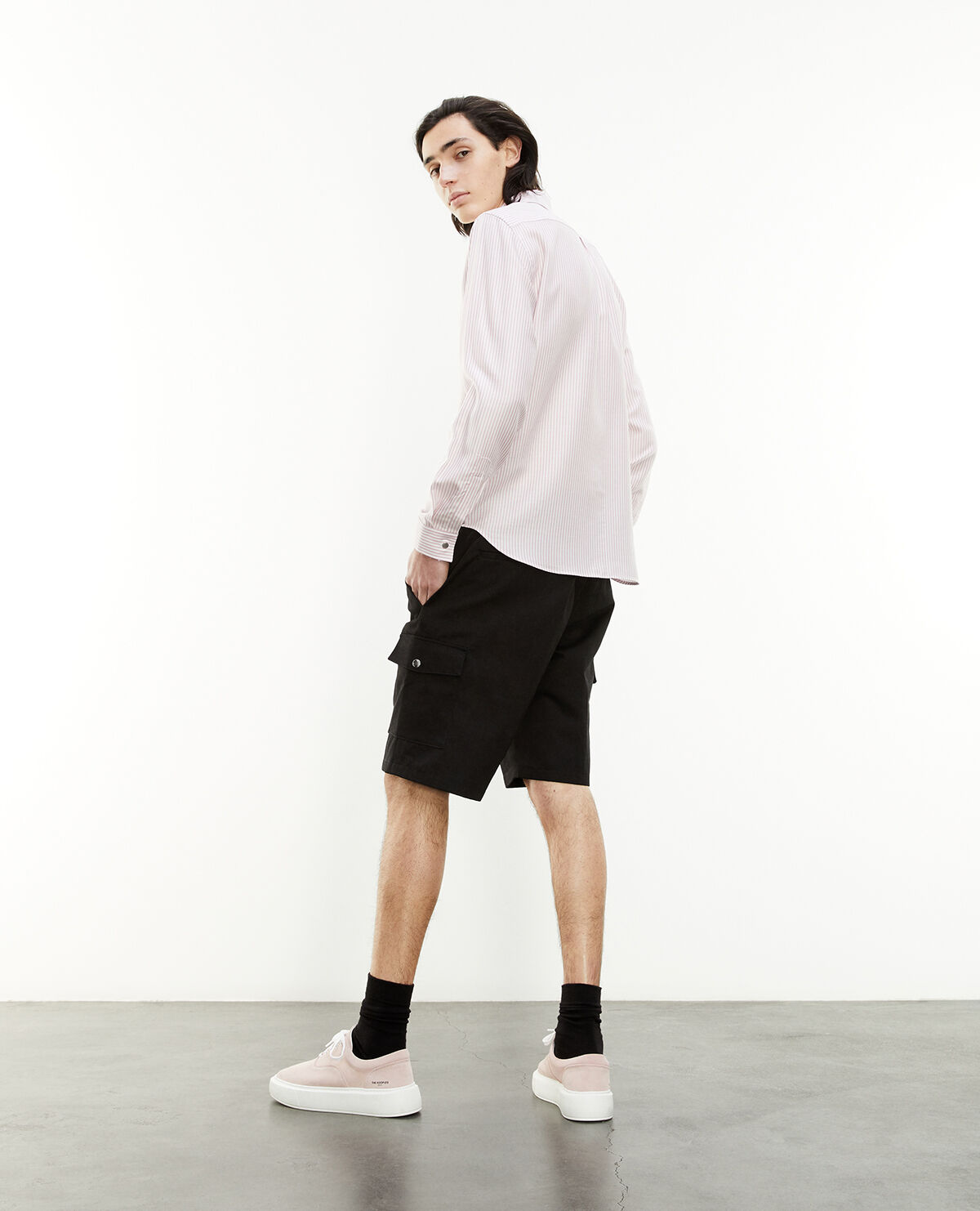 Pink shirt black new arrivals shoes