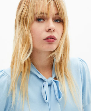 The Kooples FEMME LIGHT BLUE pull col lavalli&egrave;re en coton m&eacute;lang&eacute; bleu