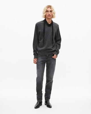 Grey cashmere round-neck sweater