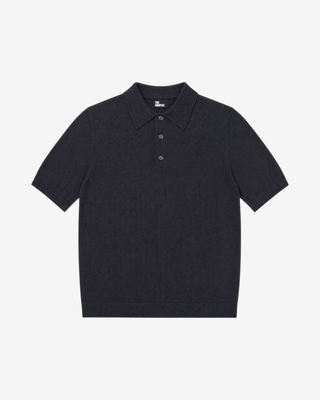 Jersey negro con cuello de polo