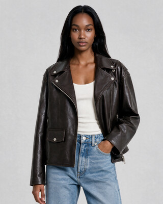 Chaqueta de cuero marr&oacute;n