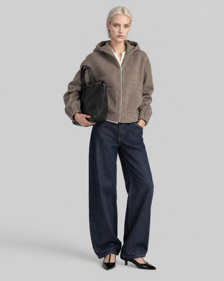 Chaqueta de lana con capucha de color beige