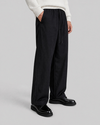 Pantal&oacute;n recto de lana negro