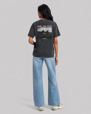 Camiseta negra con serigraf&iacute;a