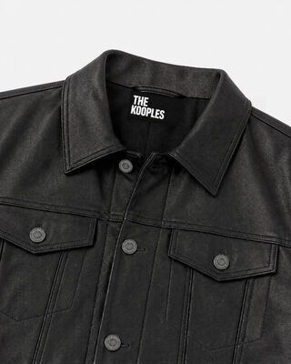 Chaqueta de cuero negra
