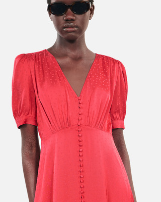 Vestido largo rojo botonadura