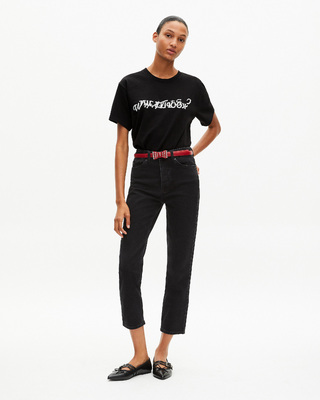 What is Camiseta con cuentas negras