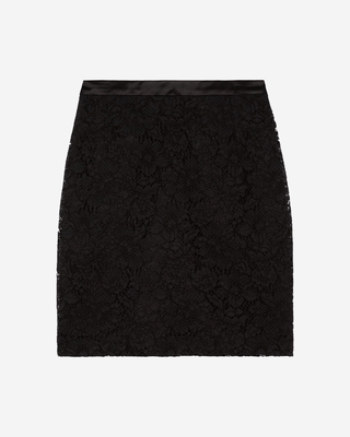 Falda corta de encaje negro