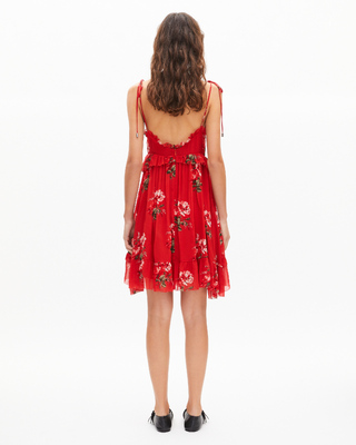 Vestido corto rojo con estampado floral
