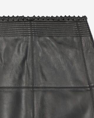 Falda midi de cuero negro