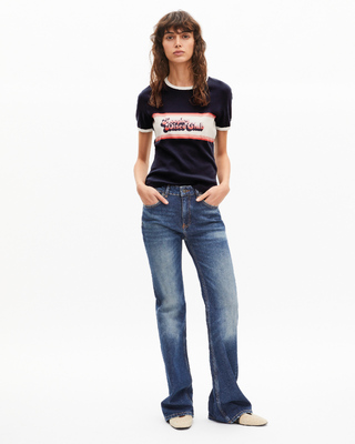 Camiseta con serigraf&iacute;a azul marino