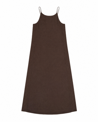 Robe longue dos crois&eacute; en satin marron