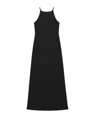 Robe longue dos crois&eacute; en satin noire
