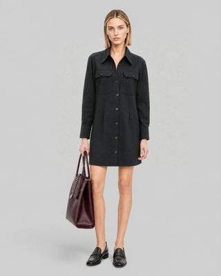 Robe courte en laine m&eacute;lang&eacute;e noire