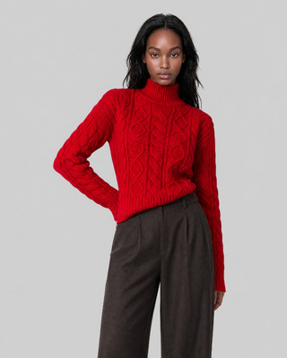 Pull en maille torsad&eacute;e laine m&eacute;rinos rouge