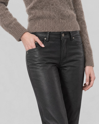 Jean slim effet enduit noir