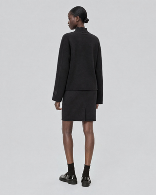 Pull col chemin&eacute;e noir