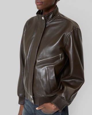 Blouson zipp&eacute; en cuir marron