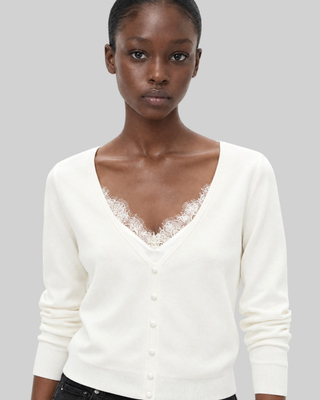 Pull effet trompe l'&oelig;il avec dentelle ecru