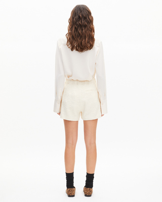 Short tailleur en tweed &eacute;cru