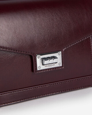 Sac Emily small en cuir craquel&eacute; bordeaux