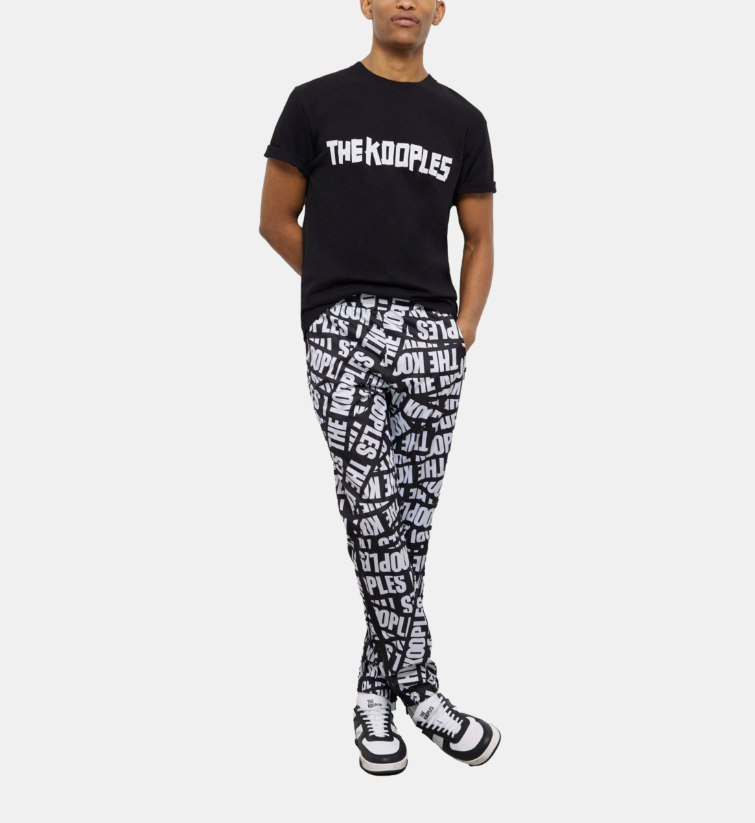 THE KOOPLES SCHWARZES T-SHIRT HERREN MIT THE KOOPLES LOGO